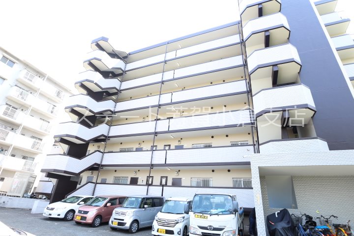ＲＥＸＹＺ城野 駐車場