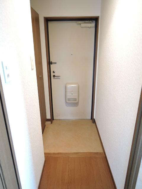 ハイツ高松Ⅱ 玄関