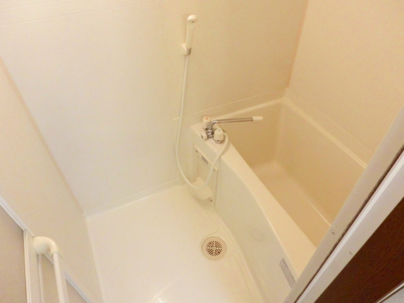 矢島ビル バス/トイレ別でゆったりとお風呂につかることができます♪