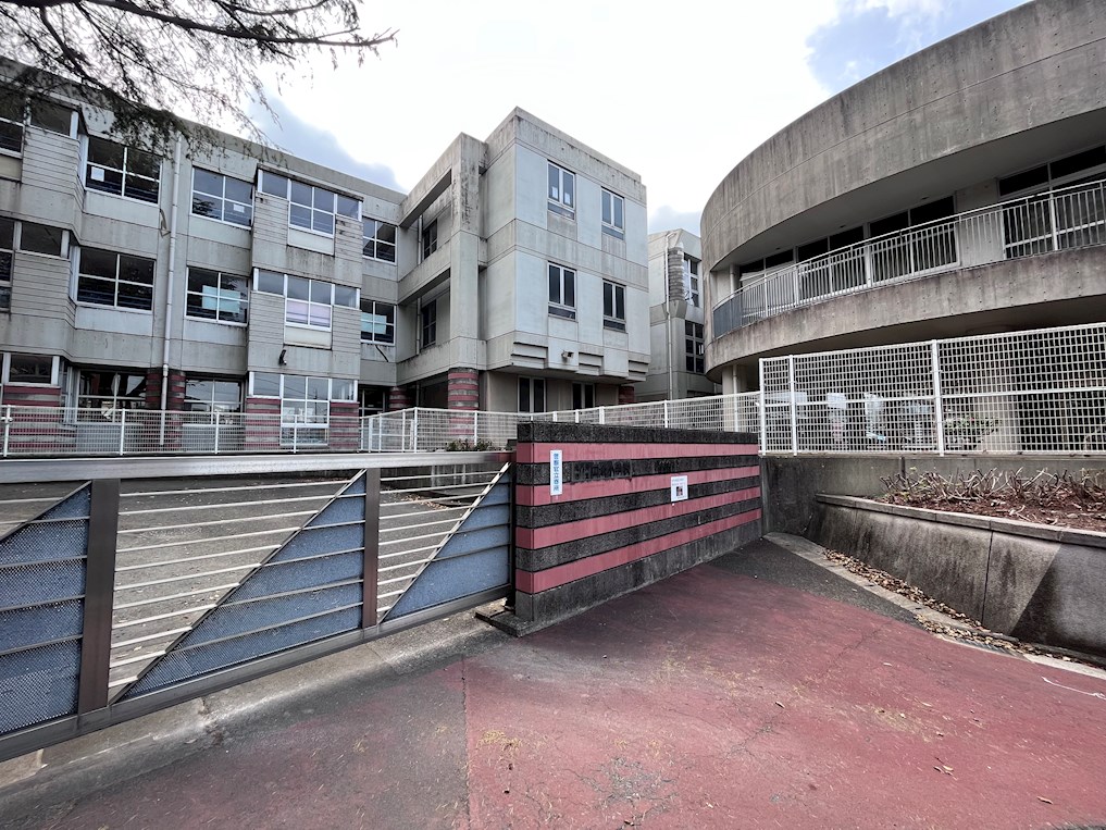 オグラMシミズ 北九州市立皿倉小学校