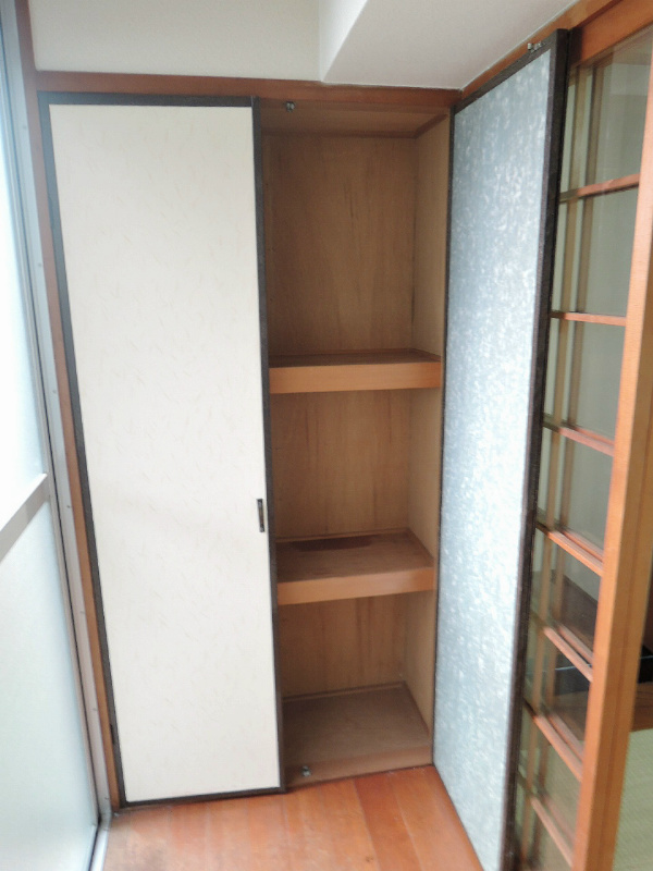 KNビル古船場 収納