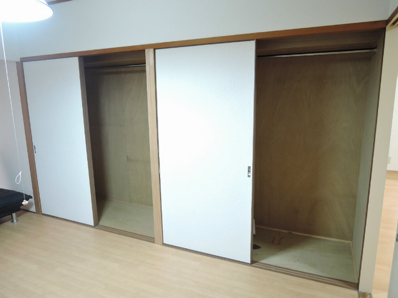 KNビル古船場 収納