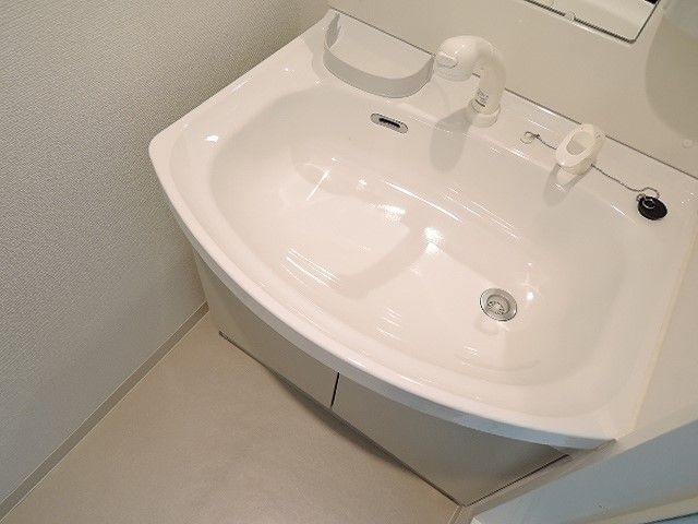 グランドツイン黒崎 洗面所