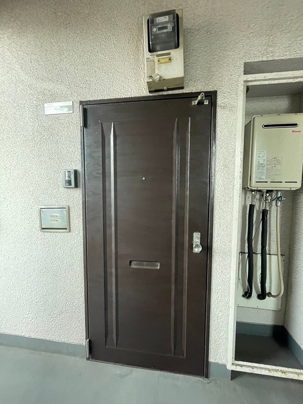 杏林ビル 玄関