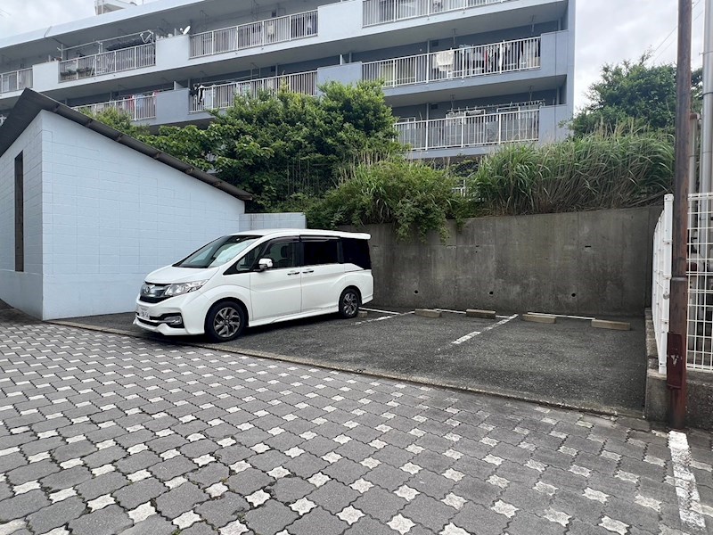 第七泰平ビル 駐車場