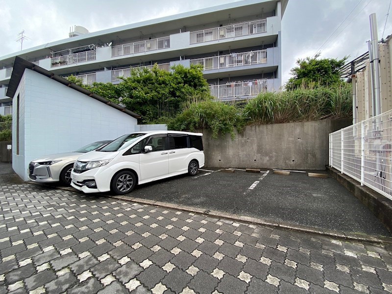 第七泰平ビル 駐車場