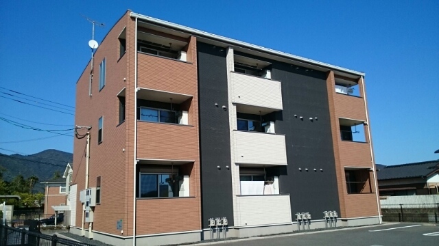 アメニティ下石田Ⅱ 外観