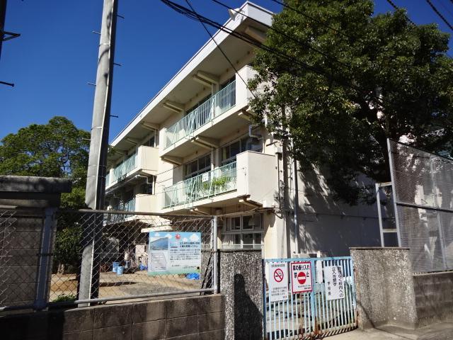 メゾン・ド・メリー 北九州市立長尾小学校まで855ｍ