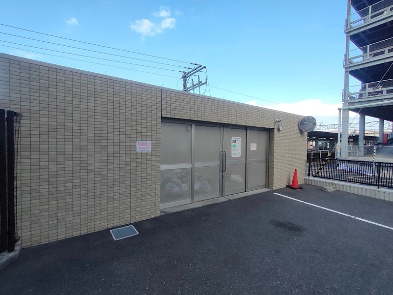 ウイングス八幡駅前 ゴミステーション