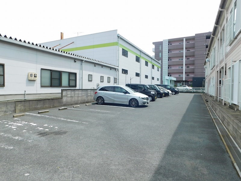 ワシントンハイツ 駐車場