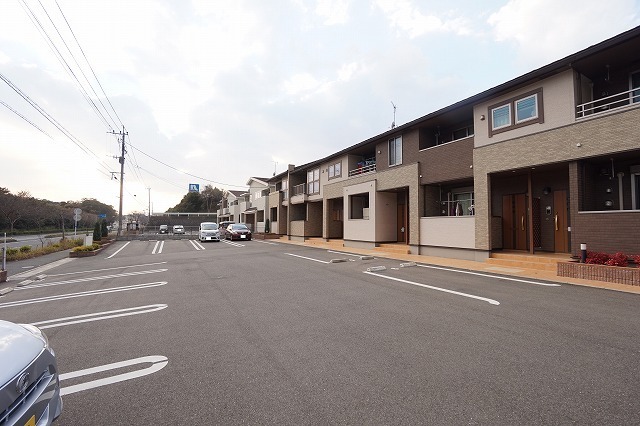 カルム・プロムナード花野路Ⅰ 駐車場