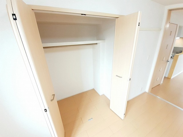 ジュネス 収納