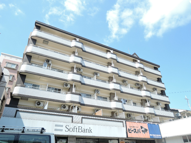 ロイヤルハイツ明石  外観