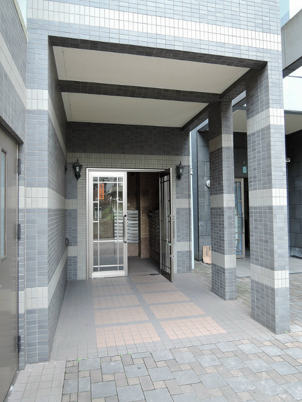 堺町センタービル マンション入口