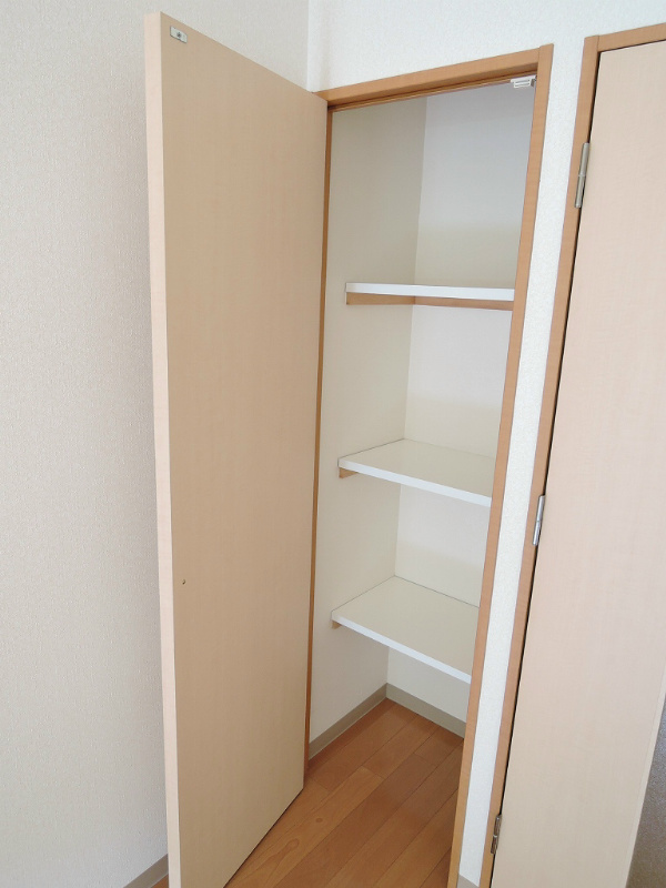 堺町センタービル 収納