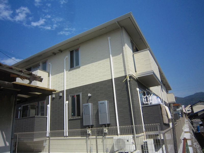D-room的場 外観