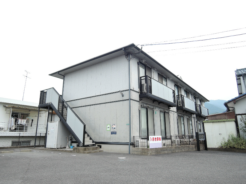 キャビン一番館 外観