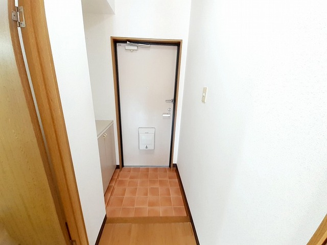 エルカーサ引野 玄関