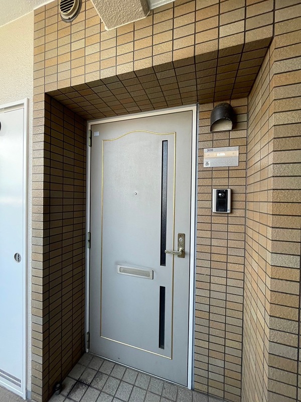 アネックス高峰 玄関