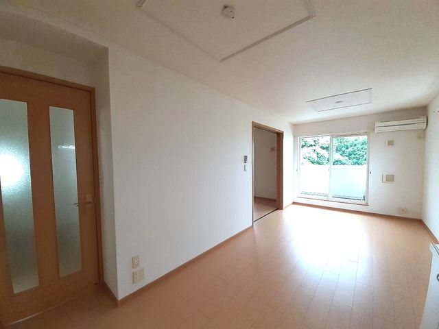 ソレイユ元町Ａ リビング