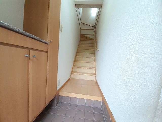ソレイユ元町Ａ 玄関