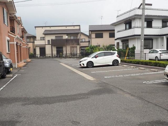 グラン・トリノ小倉　Ⅱ 駐車場