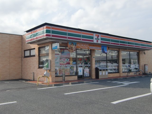 クリスタルガーデン セブンイレブン小倉くさみ店まで378ｍ