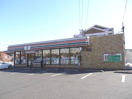 ピラーズ　石田 セブンイレブンまで800m