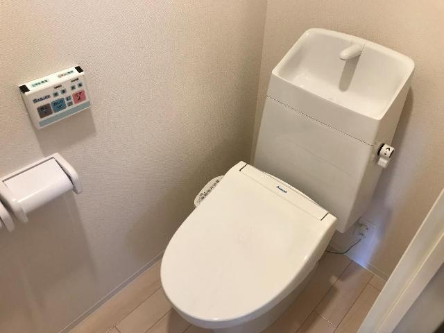 アンリウ・アペゼ トイレ（イメージ）
