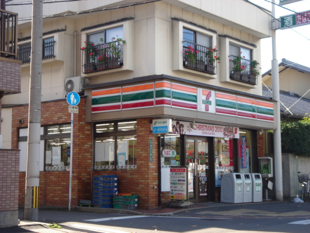 アンリウ・アペゼ セブンイレブン戸畑牧山店まで215ｍ