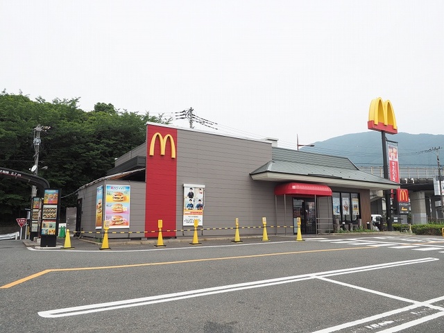 Ｊ・サクレ葛原Ⅰ マクドナルドまで550m