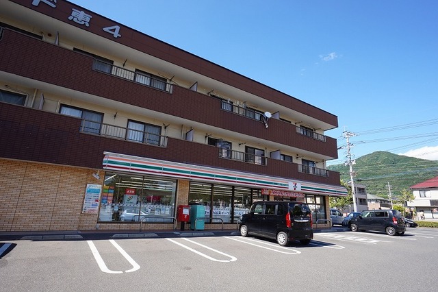 サンフォレストＡ セブンイレブン　八幡星ヶ丘店まで800m