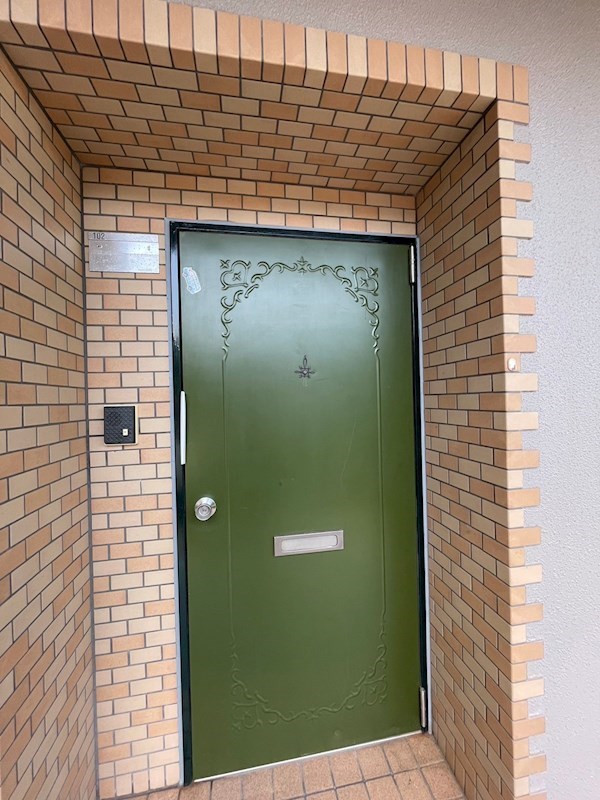 サンハイツ葛原 玄関
