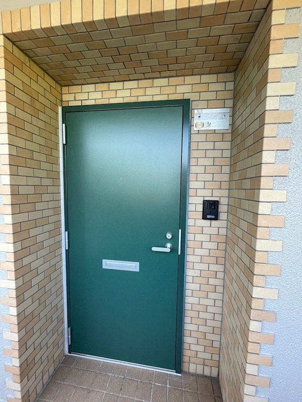 サンハイツ葛原 玄関