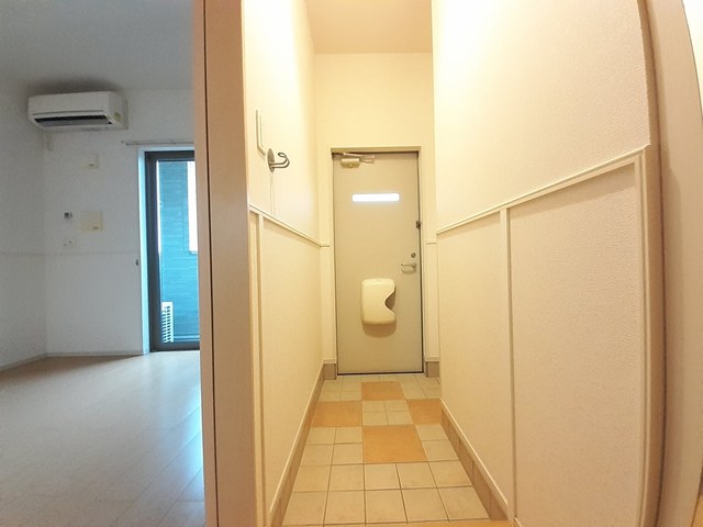 メゾンウィズⅡ 玄関