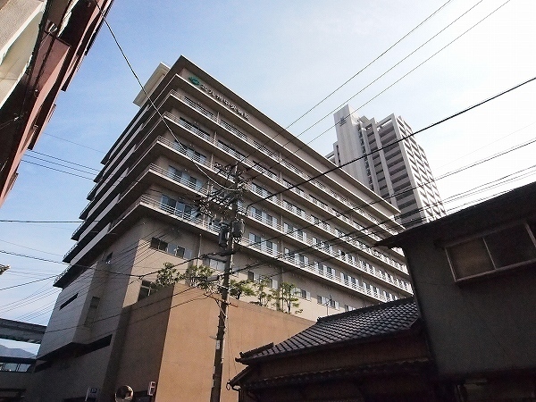 ラインスター三萩野 北九州中央病院まで650m