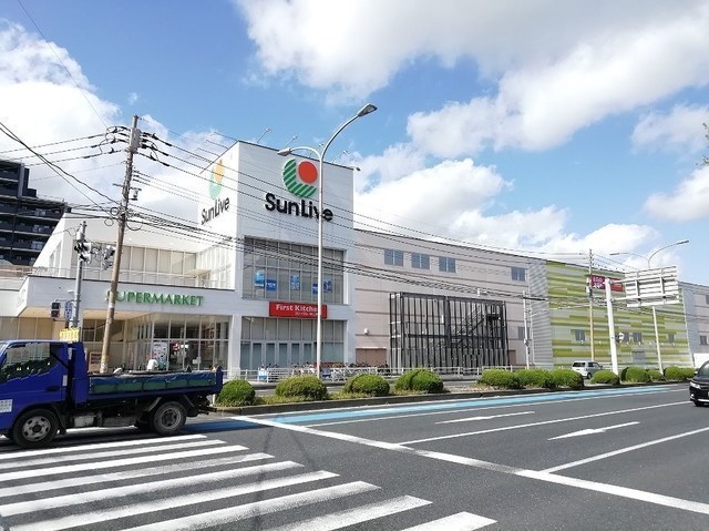 エヴァーグリーンＲ サンリブ折尾店まで1600m