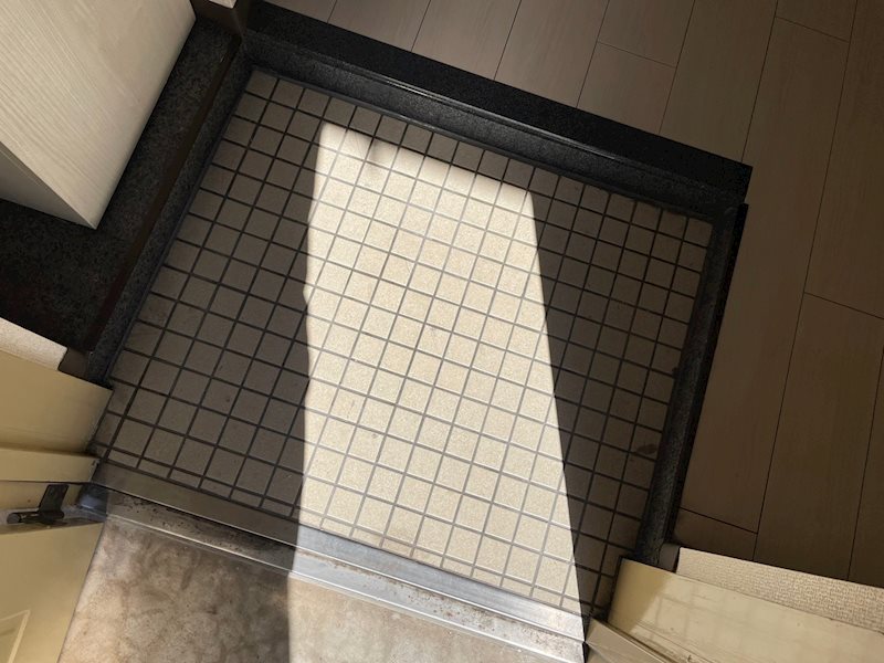 ギャラン北方 玄関