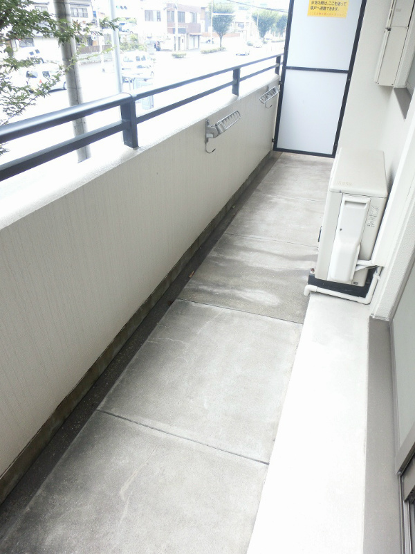 ルネッサ足原 ベランダ