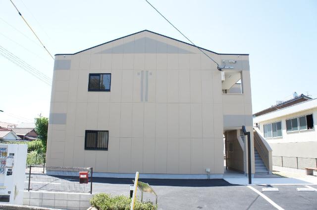 リリーガーデン 外観写真（昼）