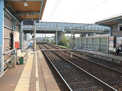 ブリーゼⅣ 新木屋瀬駅まで1800m