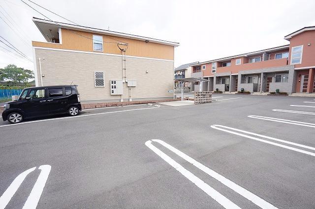 プリムローズ本城　Ａ 駐車場