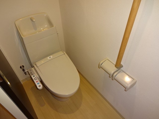 クリンピアＭＫ シャワー付トイレ