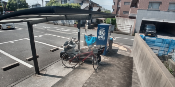レオパレス柳原 その他