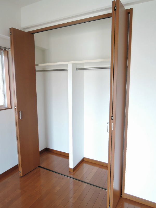 アースコート桜通り 収納