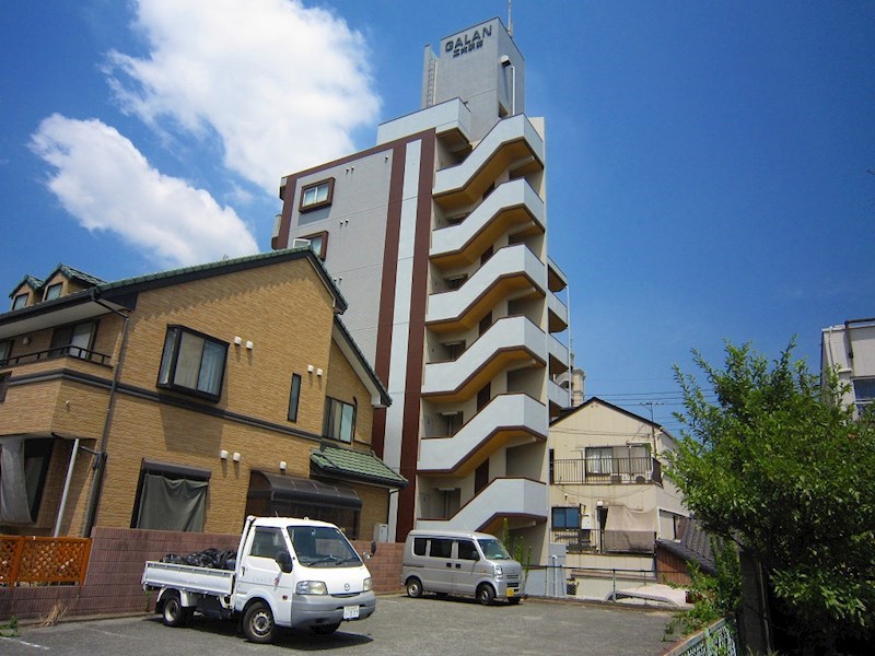 ギャラン工大駅前 外観