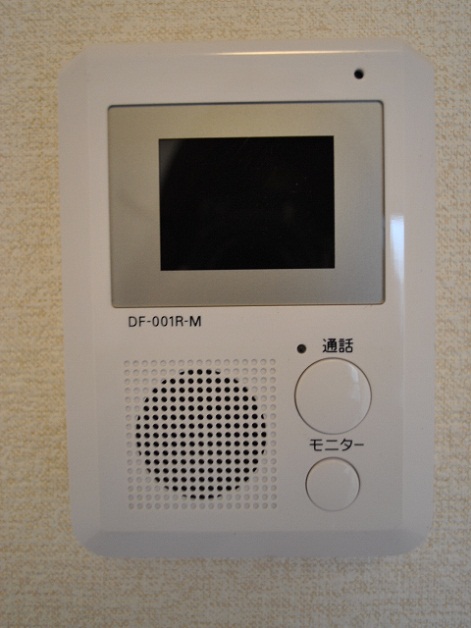 レオパレスルミエール ぴんぽーん♪モニター付インターフォンです！