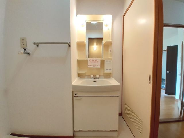セリーズはたけだ 洗面所