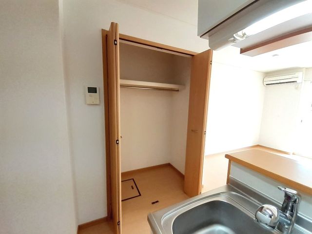 サンリット・ヴィラ　Ｂ 収納