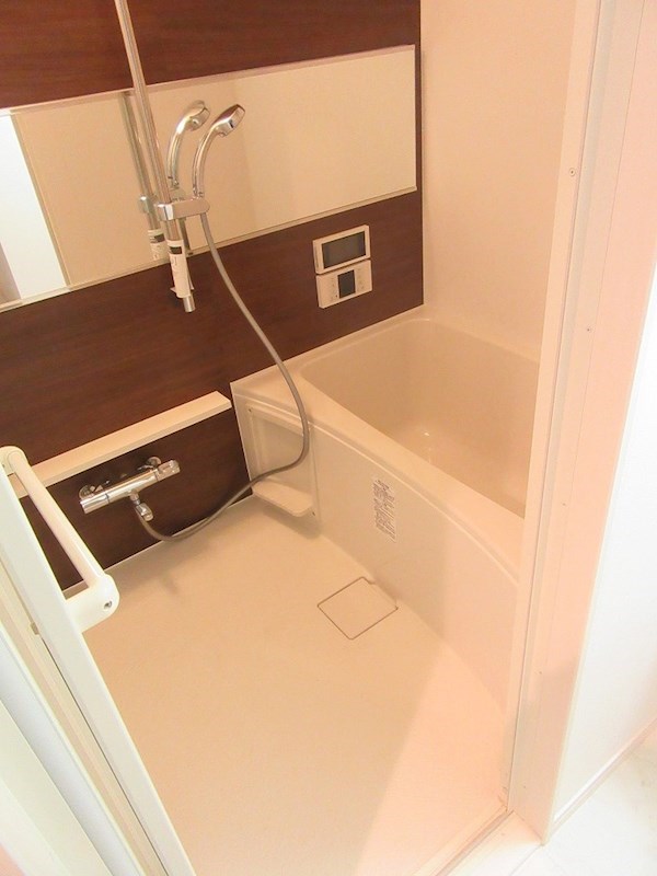 THE　SQUARE・Club　Residence バス・シャワールーム